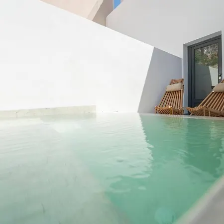 Nostos Apartment
