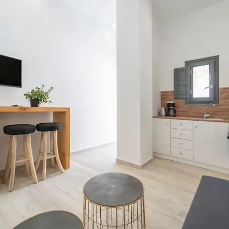 Apartment Nostos *