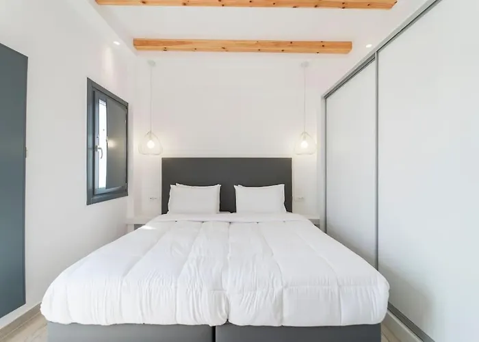 Nostos * サントリーニ