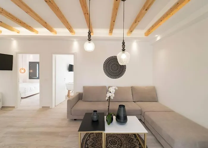 Nostos * Fira (Santorini)